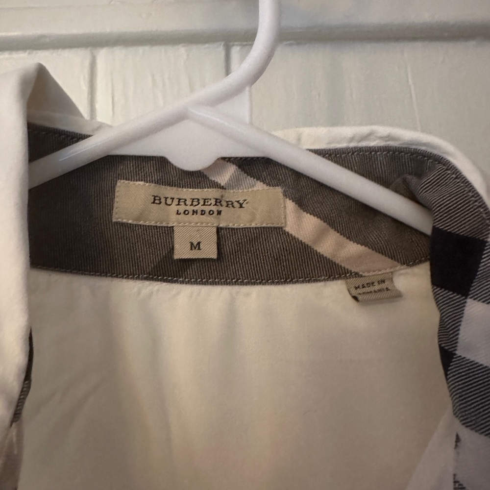Burberry Women’s Button Down - image 4